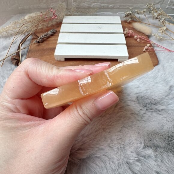 Beautiful Orange Calcite Cat Carving - Picture 6 of 6